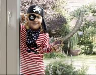 Der kleine Einbrecher-Pirat muss draußen bleiben